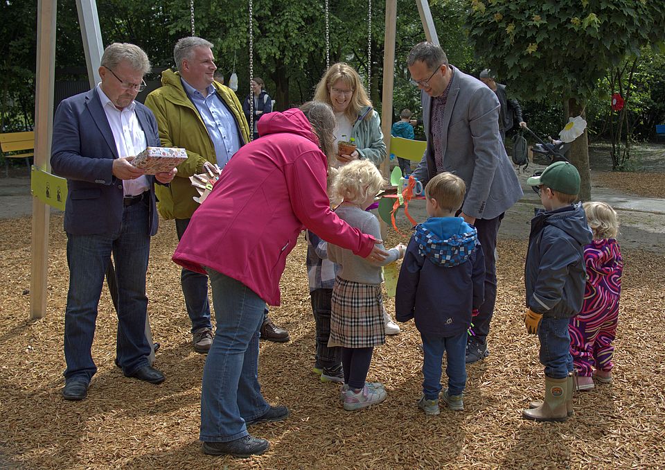 Spielplatzeinweihung Ihlpohl Spielplatzeinweihung Ihlpohl